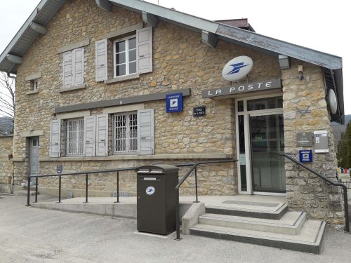 La POSTE Drome 61684